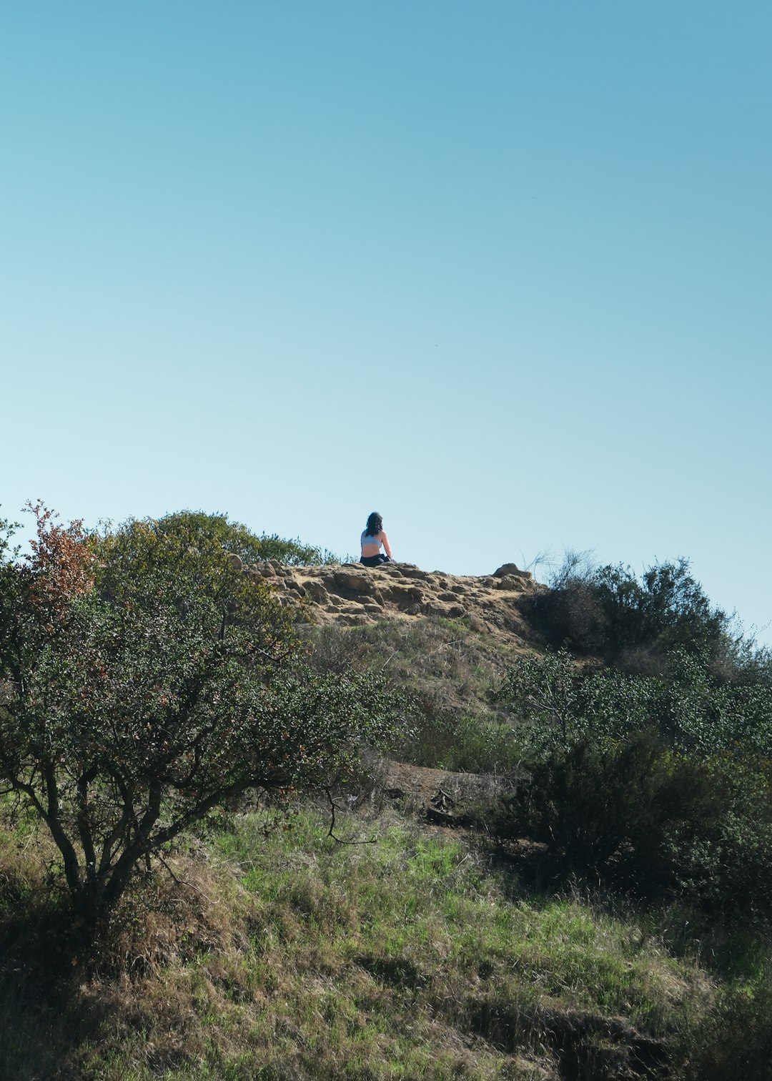 unsplash person exercising outdoors with a beautiful landscape 58ucrby8jgy